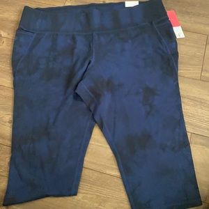 BNWT navy blue/black tie dye Capri length leggings